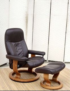 (Category: ) located in . Submitted by FurnitureGallery (Listing ID 1379687912, Image 1). Description: .