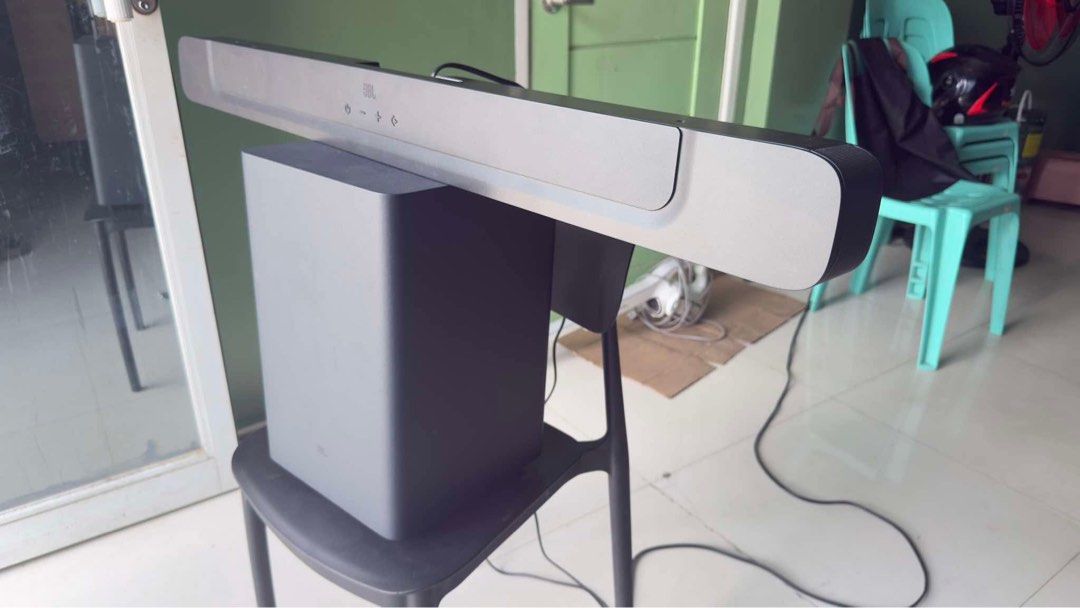 JBL Soundbar with subwoofer (solid sound!) (Category: Soundbars, Speakers & Amplifiers) located in Mandaluyong City. Submitted by kai.gt (Listing ID 1379656240, Image 3). Description: Used for 2-3mos Complete with box.