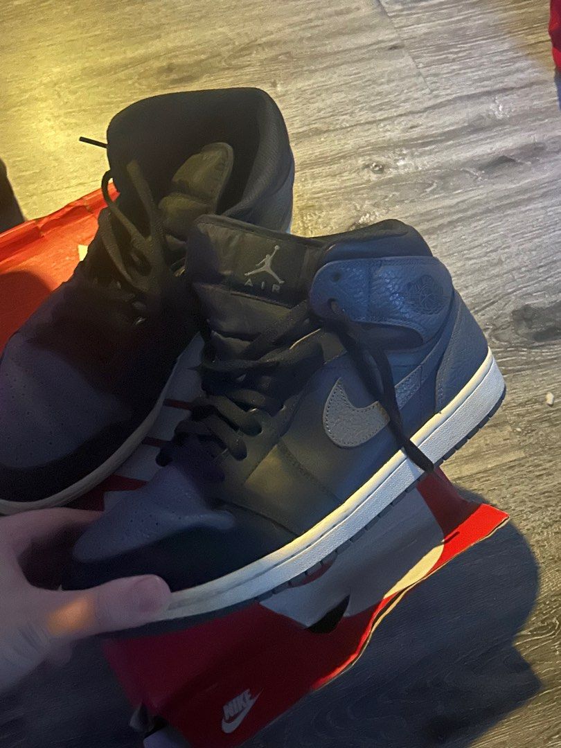 Jordan 1 Mid Black Dark Grey Retro OG (Category: Sneakers) located in Manila. Submitted by 2niche2trim (Listing ID 1379545989, Image 3). Description: Size 11.5 Slightly Negotiable Bought in 2018 .