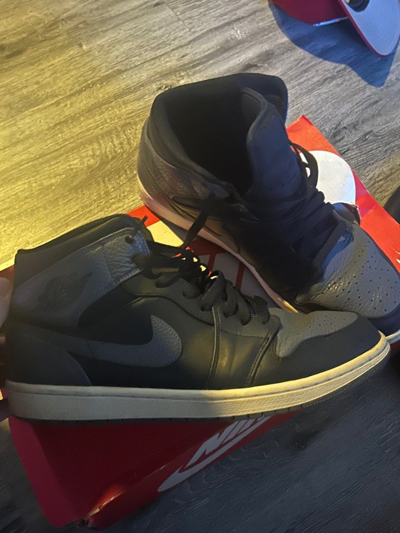 Jordan 1 Mid Black Dark Grey Retro OG (Category: Sneakers) located in Manila. Submitted by 2niche2trim (Listing ID 1379545989, Image 2). Description: Size 11.5 Slightly Negotiable Bought in 2018 .