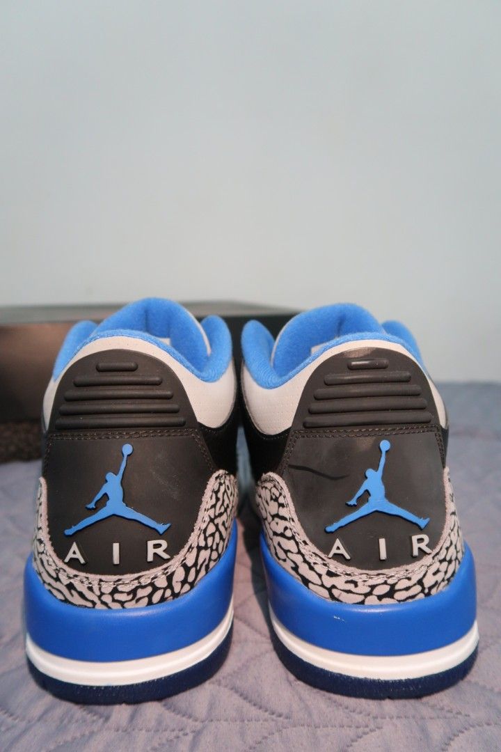 JORDAN 3 RETRO 'SPORT BLUE' (Category: Sneakers) located in Paranaque City. Submitted by sircraig (Listing ID 1379672791, Image 3). Description: DS. 2014 RELEASE. SIZE US 10 M. 100% ORIGINAL & AUTHENTIC. WITH ORIGINAL BOX..