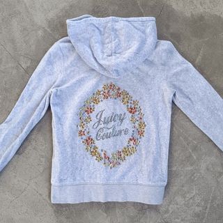(Category: ) located in . Submitted by wardrobe.thrifty (Listing ID 1379664209, Image 1). Description: .