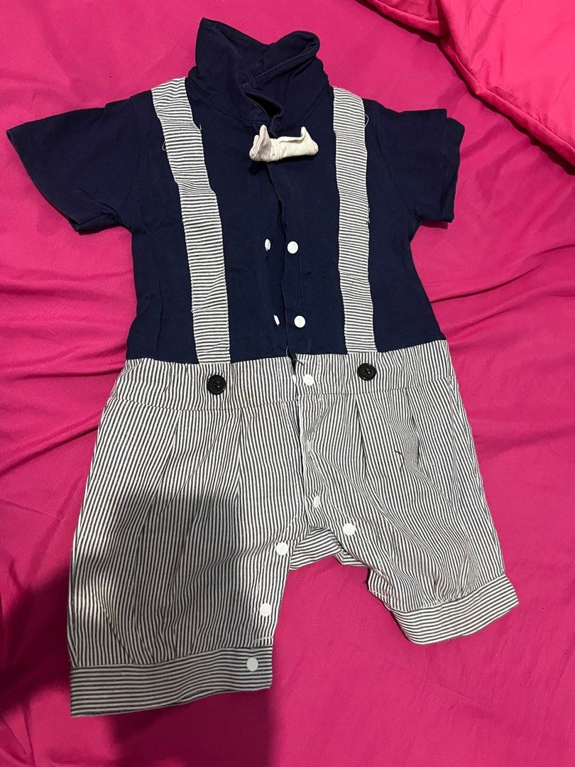 jumper bayi (Kategori: Baju Bayi) berada di Palembang. Dikirim oleh decut (ID iklan 1379684487, Gambar 1). Deskripsi: minus robek dkit .