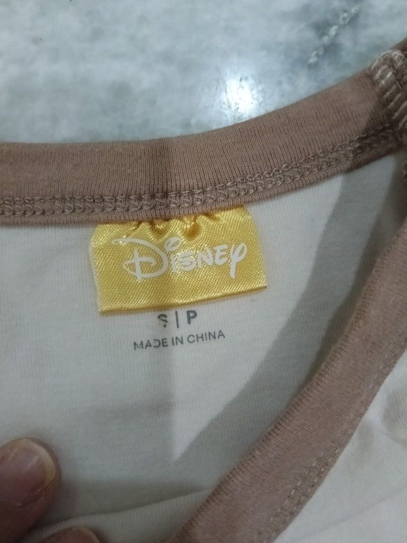 Kaos Disney COTTON ON (Kategori: 8 hingga 12 tahun) berada di Jakarta Pusat. Dikirim oleh susantyviv55695 (ID iklan 1379647874, Gambar 2). Deskripsi: .