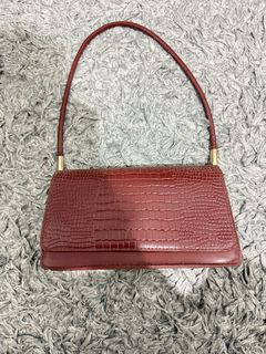 (Category: ) located in . Submitted by nhpreloved11 (Listing ID 1379705040, Image 1). Description: .