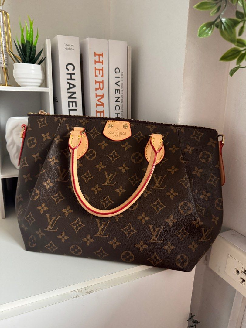 LV Turenne PM (Category: Luxury Bags & Wallets) located in Quezon City. Submitted by musthaveluxe (Listing ID 1379612204, Image 1). Description: Good as new With searchable code.