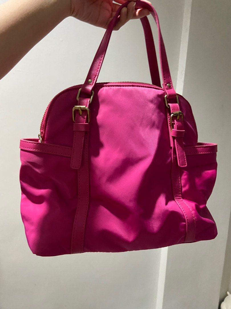 MANGO PINK HANDBAG (Category: Tote Bags) located in Manila. Submitted by declatter_ (Listing ID 1379655981, Image 3). Description: Never been used. Just kept in storage.