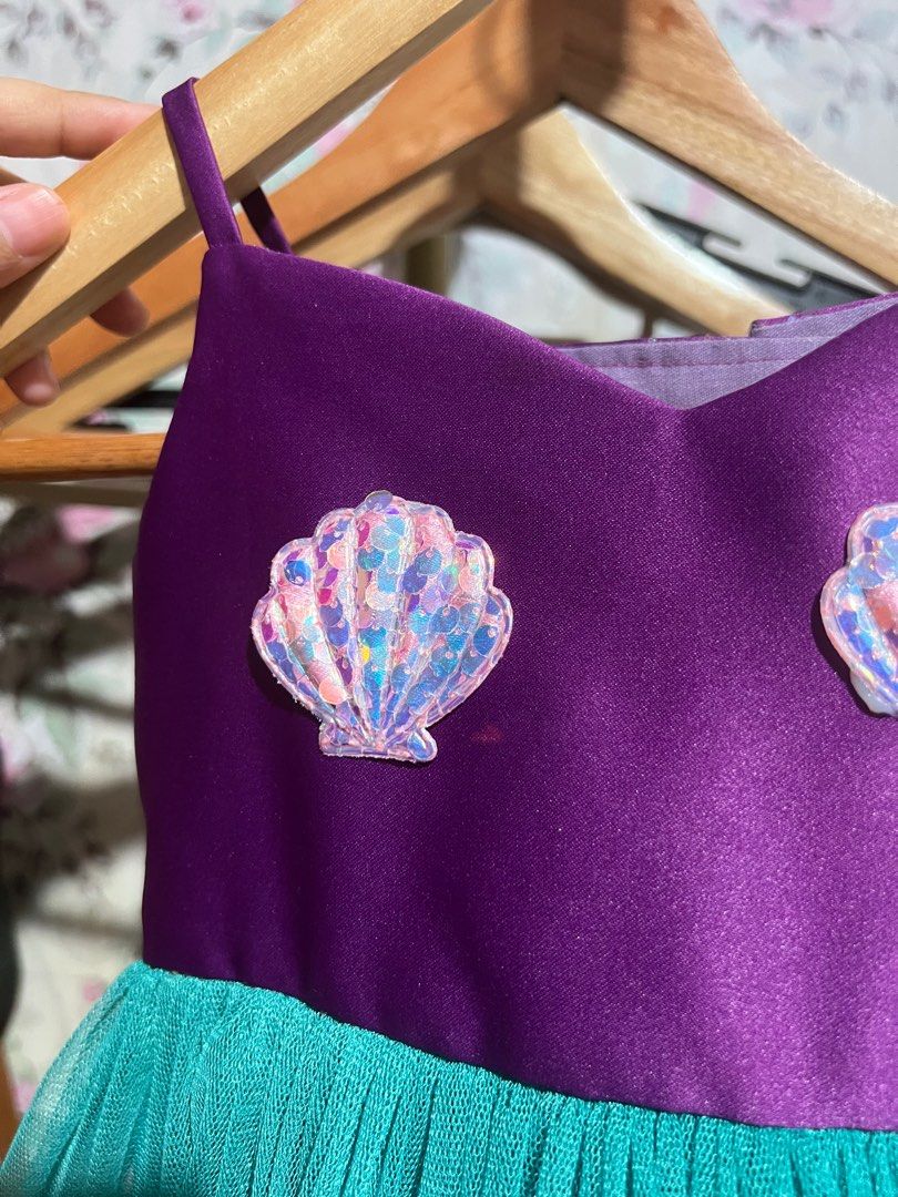 Mermaid Costume Dress Gown Set (Category: Babies & Kids Fashion) located in Bacoor. Submitted by bloooooooooooomfields (Listing ID 1379525606, Image 2). Description: 600 Gown VGUC Free Terno mermaid once used Pnang 1st bday Super ganda ng dress. Bundle lng po.
