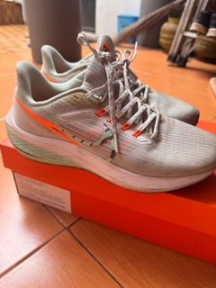 (Kategori: ) berada di . Dikirim oleh goodie_loop (ID iklan 1379548998, Gambar 1). Deskripsi: .