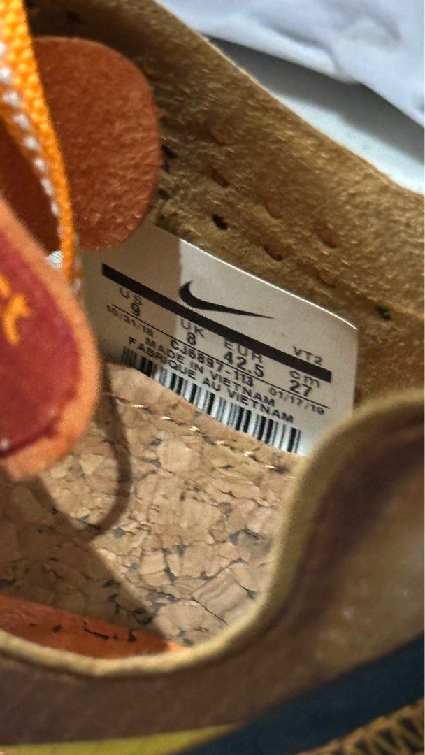 Nike React Element 87 Ivory Orange / Mens US 9 / Womens US 10.5 (Category: Sneakers) located in Quezon City. Submitted by ladc1681804 (Listing ID 1379647443, Image 2). Description: .