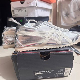 (Kategori: ) berada di . Dikirim oleh valvel.preloved (ID iklan 1379573229, Gambar 1). Deskripsi: .