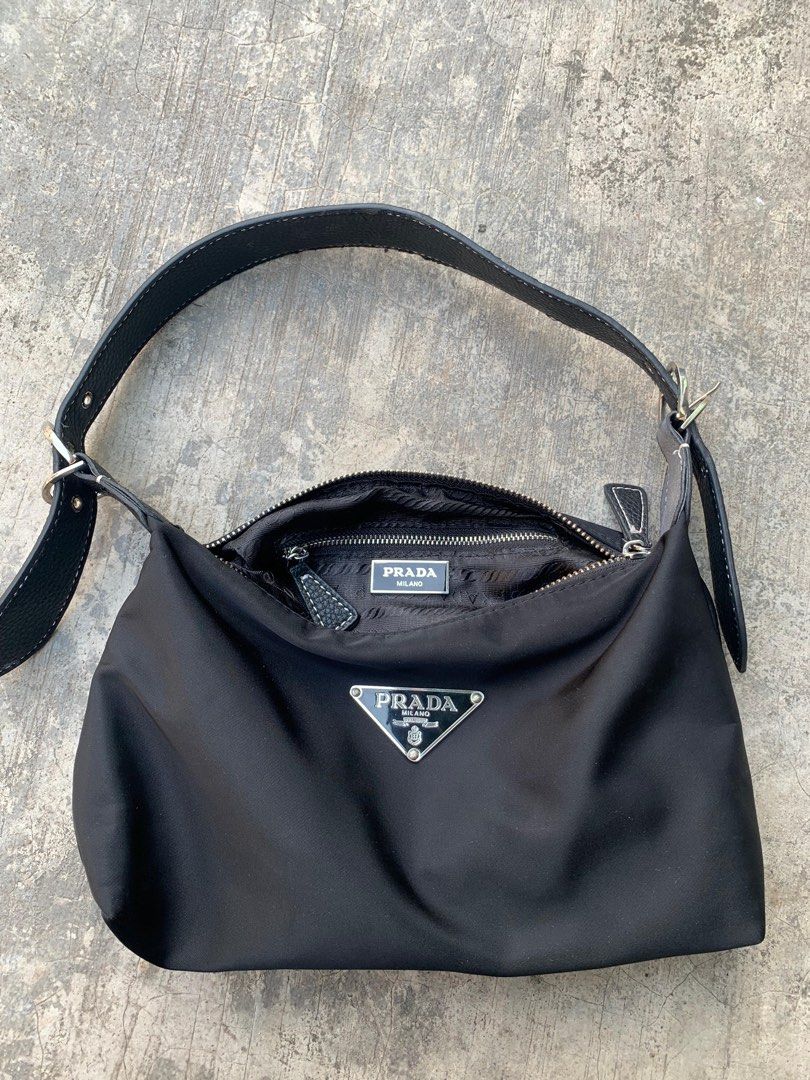 Prada Re-Edition 2000 Black Nylon Mini Bag, Fesyen Wanita, Tas