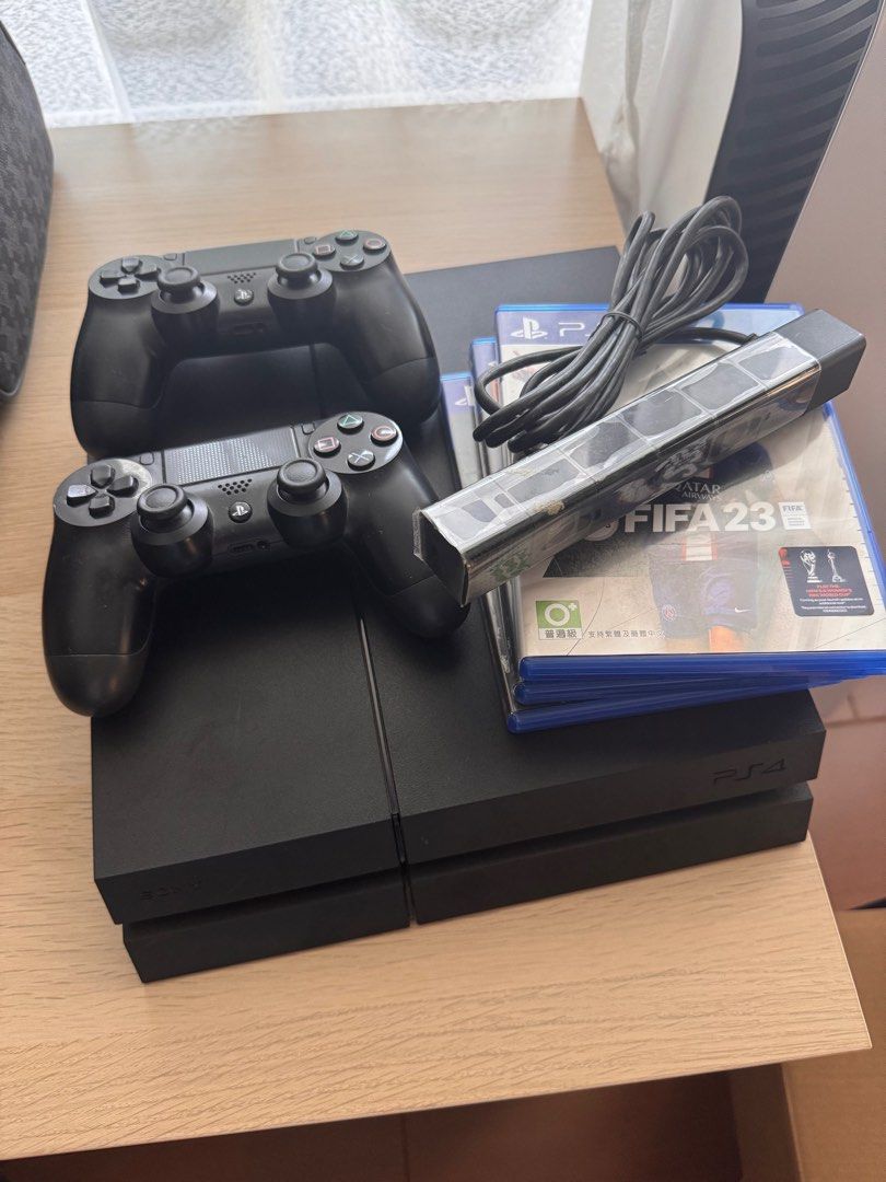 PS4 1TB 2016 (Category: PlayStation) located in Quezon City. Submitted by indaysarisaristoreph (Listing ID 1379573936, Image 3). Description: Comes with 2 controllers, ps camera and 8 free games!.