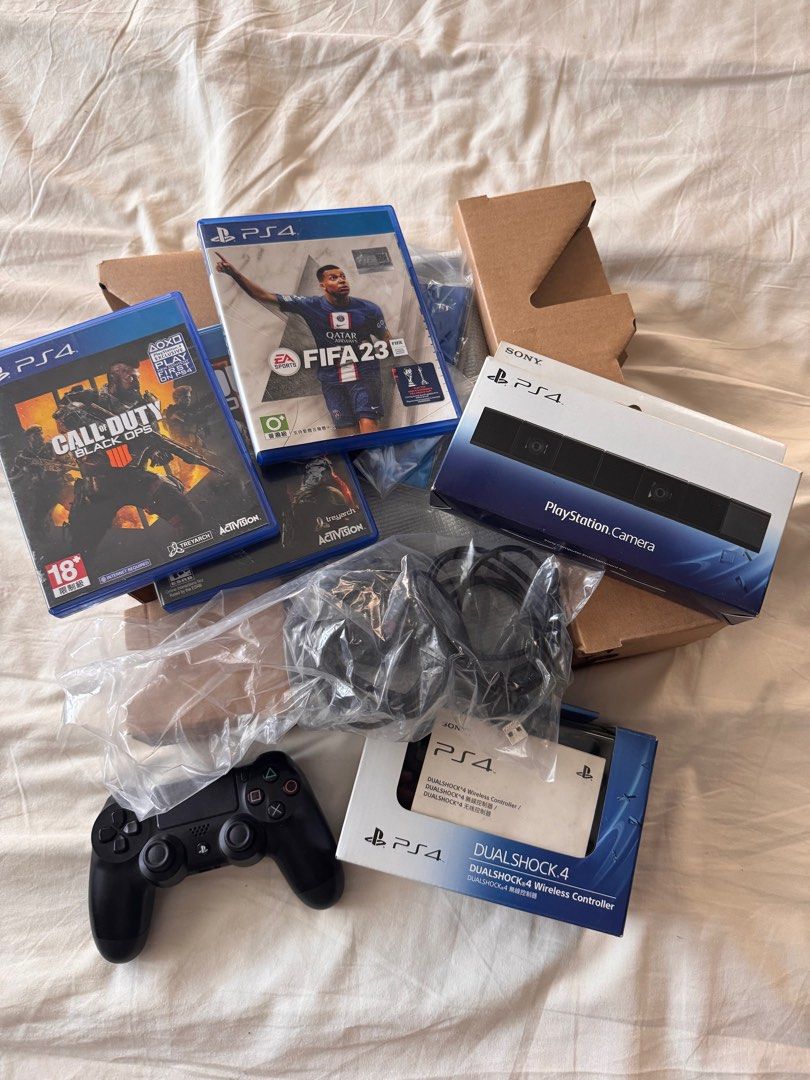 PS4 1TB 2016 (Category: PlayStation) located in Quezon City. Submitted by indaysarisaristoreph (Listing ID 1379573936, Image 2). Description: Comes with 2 controllers, ps camera and 8 free games!.