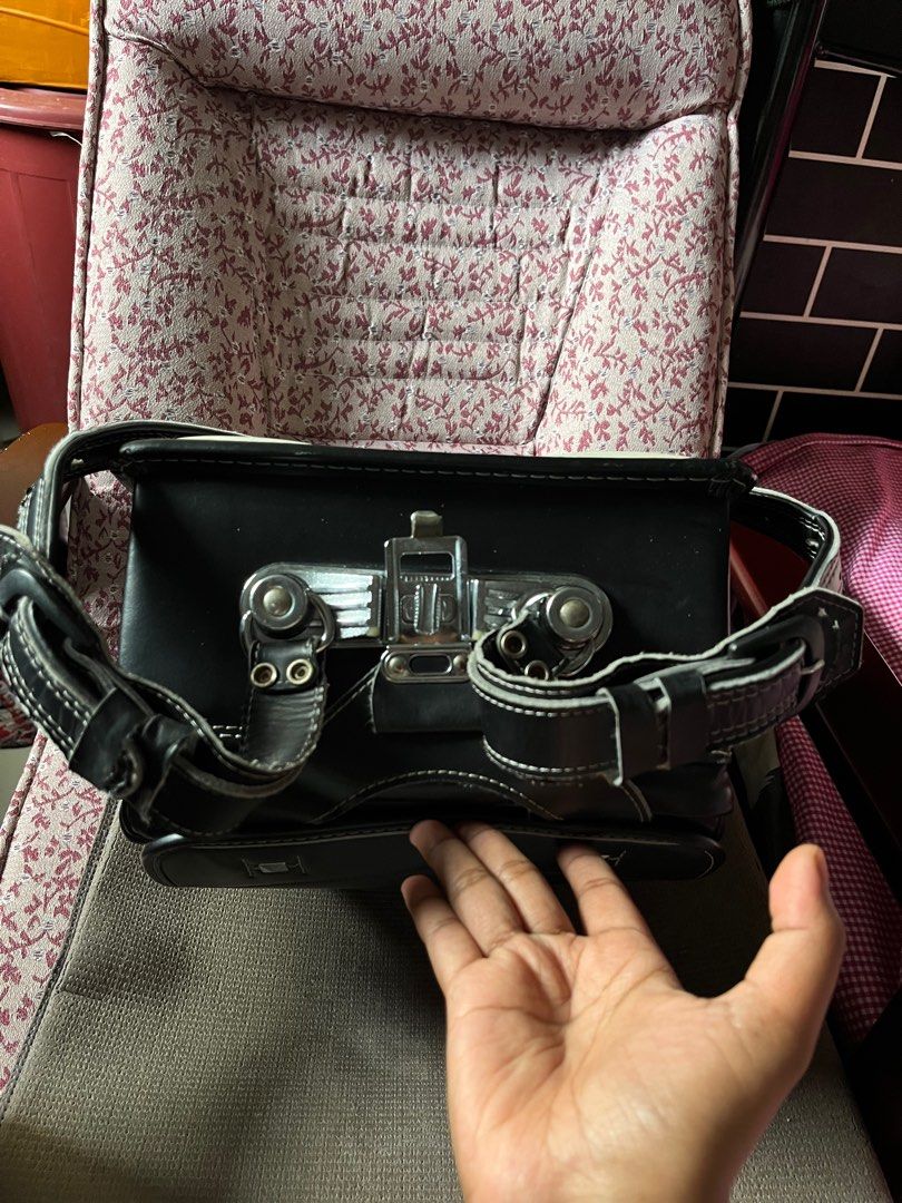 Randoseru Japan Backpack (Category: Backpacks) located in Paranaque City. Submitted by flees.thrift10 (Listing ID 1379609249, Image 3). Description: Goods pa po ito Rubber lining sa strap Japan surplus selection.