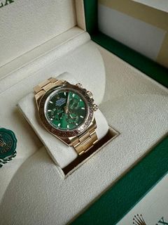 (Category: ) located in . Submitted by covetedluxury (Listing ID 1379575076, Image 1). Description: .