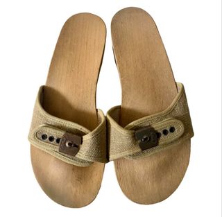 (Category: ) located in . Submitted by cece_my_closet (Listing ID 1379609867, Image 1). Description: .