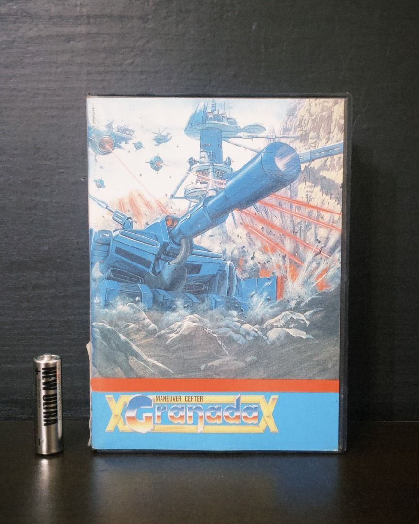 由 cycstore17 (刊登 ID 1379567438，圖片 1) 提交，位於 台中市 (Taichung) 的 SEGA MD卡帶 格蘭達戰記 Granada 台版 X186 (類別：其他電玩遊戲)，說明：🕹️【SEGA MD卡帶｜格蘭達戰記 Granada｜台版】 操作機甲坦克疾速突破敵陣！《Granada》絕對是橫向射擊迷的懷舊經典🔥 🔸 平台版本：SEGA Mega Drive（MD）台灣版 🔸 遊戲名稱：格蘭達戰記（Granada） 🔸 遊戲類型：俯視視角射擊／街機移植風格 🔸 商品狀態：二手品 🔸 外觀品項：如照片所示（請詳閱圖示確認） 🔸 功能說明：因年代久遠未測試，依外觀售出 ✨ 機甲戰車射擊玩法＋獨特地圖探索機制，收藏展示與玩家挑戰皆合適 🎮 喜歡科幻射擊、街機風格的電玩收藏者必收之選！ 📮快速出貨｜用心包裝｜歡迎提問！ 📌【購物須知｜請務必詳閱】 1. 本賣場部分為【二手/展示品】商品，可能會有輕微使用痕跡，完美主義者請斟酌下單。 2.商品