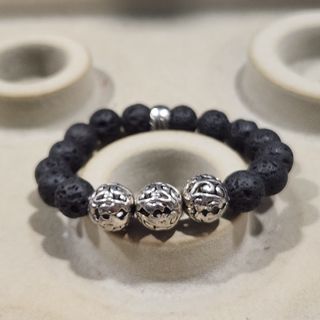 (Category: ) located in . Submitted by beadzest (Listing ID 1379669805, Image 1). Description: .