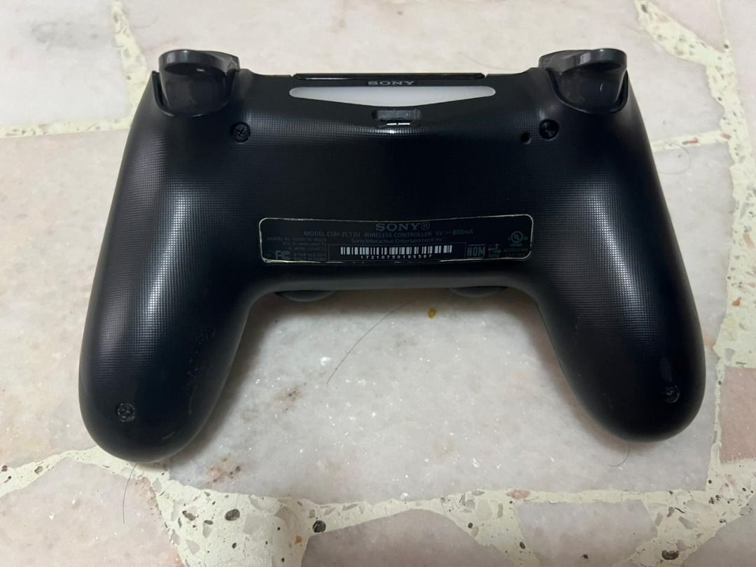 Sony PlayStation 4 Controller - Original : Negotiable63108833768321111
