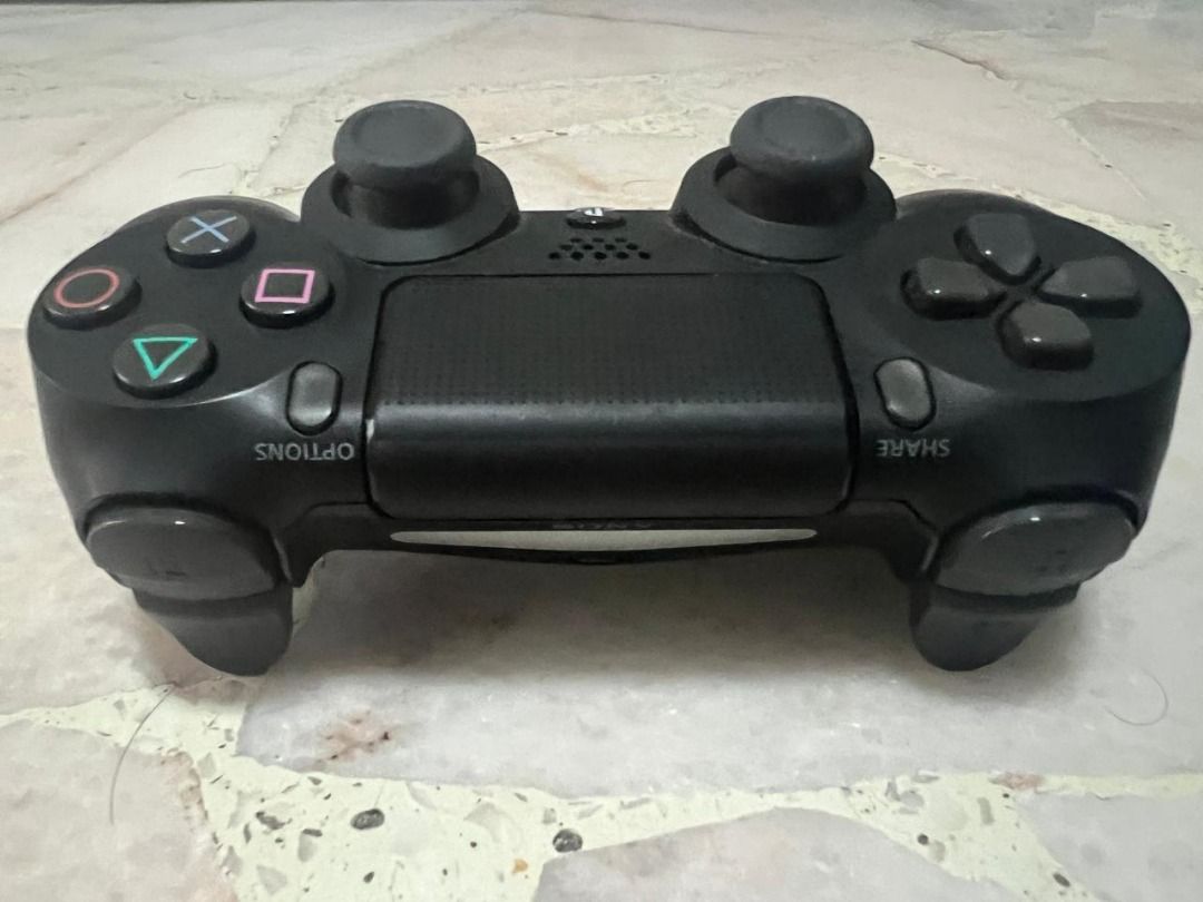 Sony PlayStation 4 Controller - Original : Negotiable63108833768321112