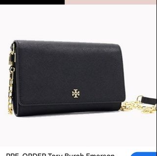 (Category: ) located in . Submitted by shopmywarrrrdrobe (Listing ID 1379540529, Image 1). Description: .