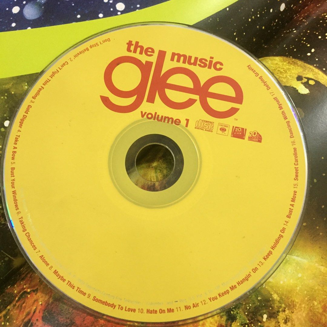 Various Artists CD: Glee: The Music, Volume 1 (Category: CDs & DVDs) located in Pasig City. Submitted by sell.phi (Listing ID 1379604515, Image 2). Description: preloved original music CD disc is in VG condition, no playback issues inlay and case may have signs of wear.