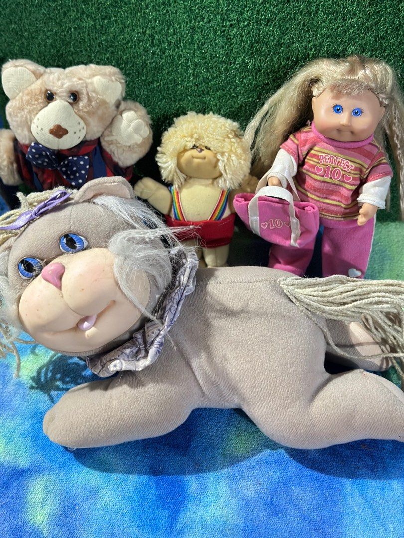 Vintage Cabbage Patch Kids Cat (Category: Vintage Collectibles) located in General Santos City (Dadiangas). Submitted by toysville888 (Listing ID 1379717702, Image 2). Description: all is SOLD OUT except for the big cat.. Original! Vintage collections.. Cabbage Patch Kids.. minor signs of play. nka display lang din po sa cabinet.No major flaws. ‼️✅ PLEASE READ FIRST ✅ i do combine shipment to save on shipping cost.. 🕹️ 80 lng po sf from here sa 