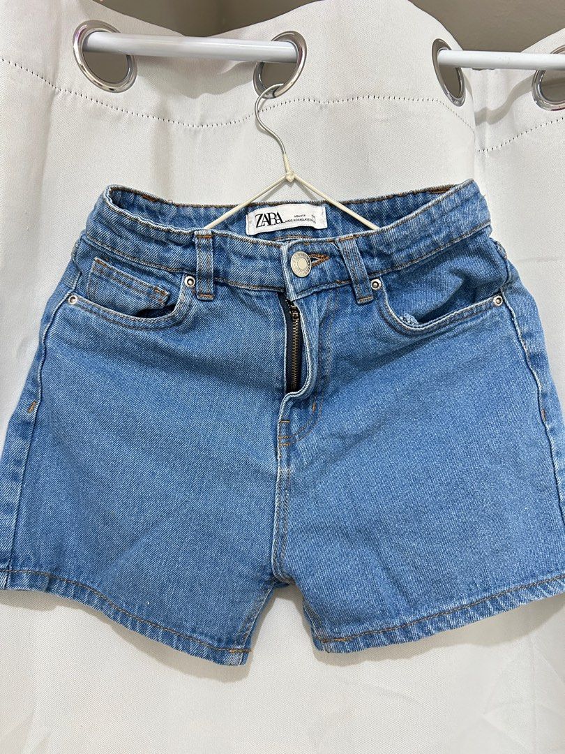 zara mom shorts jorts (Category: Other Bottoms) located in Manila. Submitted by mi____estrella (Listing ID 1379649555, Image 1). Description: slightly negotiable good quality best fits 25”-27” tags: y2k vintage rare tumblr isabel marant summer city.