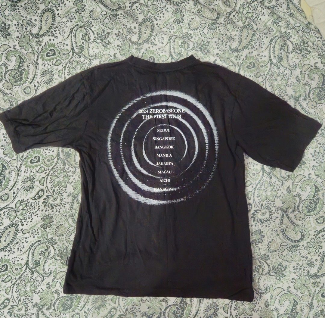 ZEROBASEONE - Tour T-Shirt [2024 The First Tour 'TIMELESS