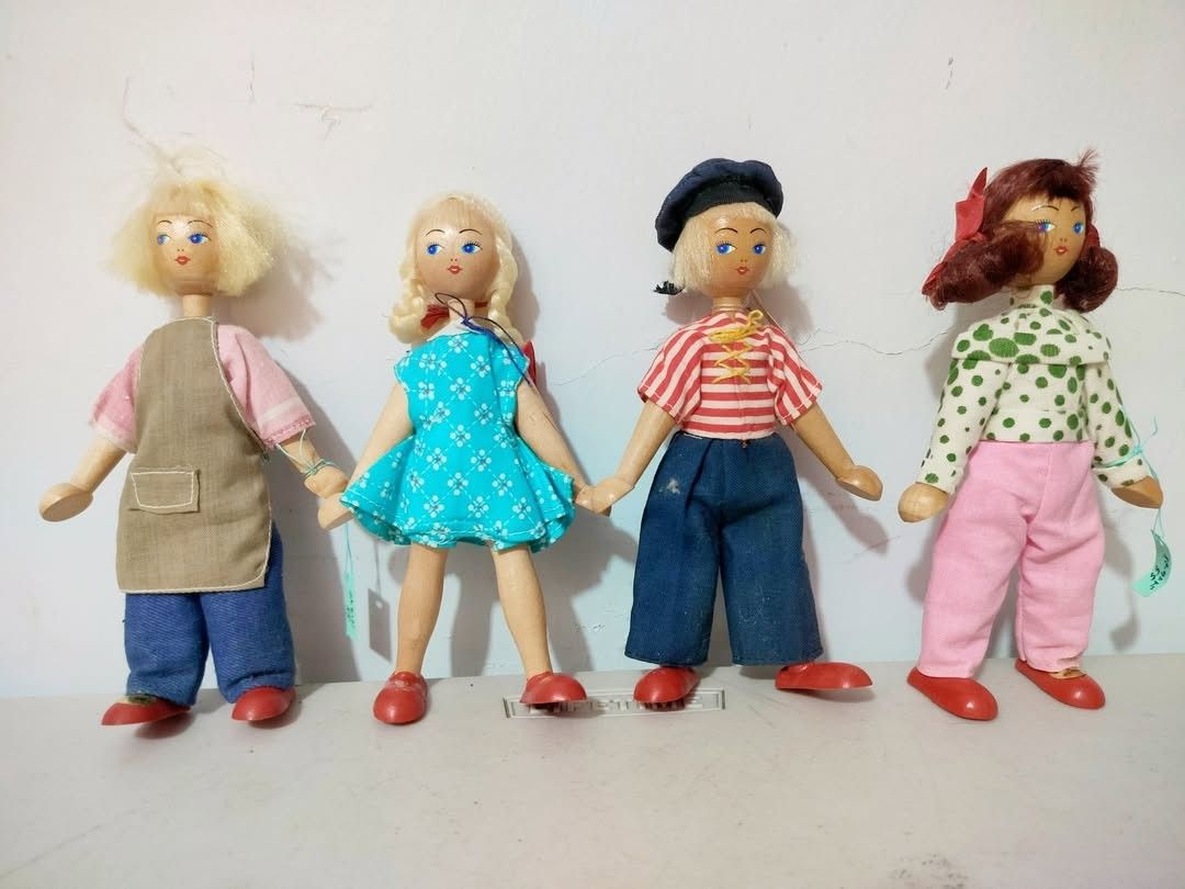 15pcs Vintage Wooden Polish 7" 8" Peg Doll (Category: Toys & Games) located in Manila. Submitted by emysayson003249 (Listing ID 1384062493, Image 3). Description: 15pcs Vintage Wooden Polish 7" 8" Peg Doll Wyswyg, See Pictures For details , As is Yours For Only: 790 Message Mine Para Yours na Agad Ito 🙏 Like And Follow Our Subpage's for the kiddie Toys and Playset at Thrift Toys Express (C.S) Subscribe in Our Community group at @Samahan Ng mga T