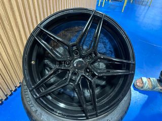 (Category: ) located in . Submitted by aws_tyre_rim (Listing ID 1316531556, Image 1). Description: .