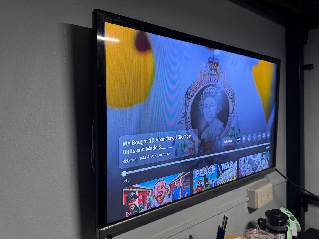 32” Hisense TV with Google Chromecast and Wall mount (Category: TV) located in Antipolo. Submitted by acevelasco14 (Listing ID 1384069275, Image 2). Description: Price negotiable 32” Hisense TV with Google Chromecast and Wall mount Inclusion: TV with remote Google Chromecast with remote Wall mount Issues: TV buttons may not be responsive but remote performs well .