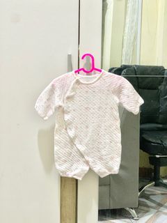 (Kategori: ) berada di . Dikirim oleh lemari_hisyam (ID iklan 1384215854, Gambar 1). Deskripsi: .