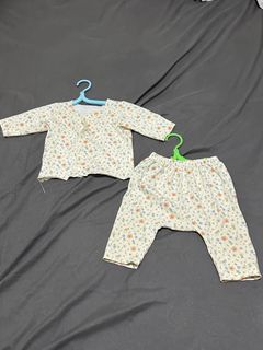 (Kategori: ) berada di . Dikirim oleh iseei.thrift (ID iklan 1384075839, Gambar 1). Deskripsi: .