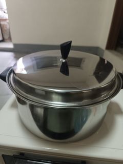 由 a09318147872315 (刊登 ID 1384142531，圖片 1) 提交，位於 的 (類別：)，說明：。