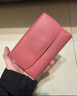 由 mu_mu._. (刊登 ID 1384219704，圖片 1) 提交，位於 的 (類別：)，說明：。
