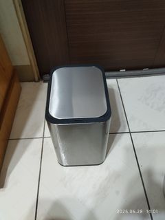 由 k650226k72250 (刊登 ID 1384226732，圖片 1) 提交，位於 的 (類別：)，說明：。