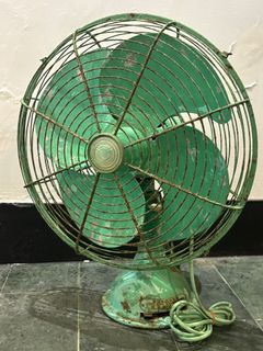 由 888vintage (刊登 ID 1384143257，圖片 1) 提交，位於 的 (類別：)，說明：。