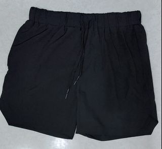 全新黑色跑步短褲 (背面能放手機)64243554610305110