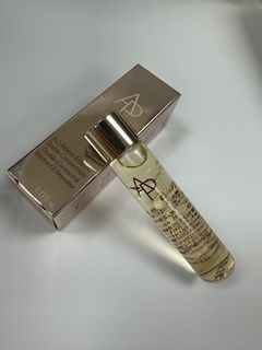 （分類：）位於 。 由 monelicca 提交（商品編號 1384154658，圖片 1）。簡介： 。