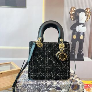 (Category: ) located in . Submitted by myclosetph143 (Listing ID 1384159339, Image 1). Description: .