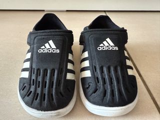(Category: ) located in . Submitted by auth.preloved (Listing ID 1384084551, Image 1). Description: .