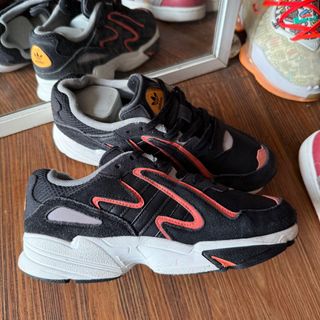 (Kategori: ) berada di . Dikirim oleh sneakerssecondmarket (ID iklan 1384072354, Gambar 1). Deskripsi: .