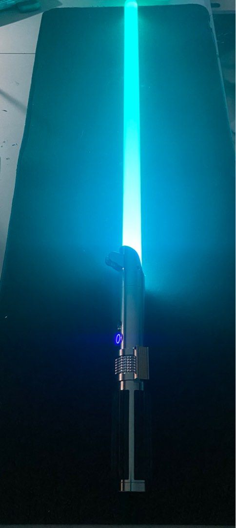 Anakin’s Lightsaber (Category: Western Merchandise) located in Valenzuela. Submitted by von_ivan (Listing ID 1384226600, Image 2). Description: RGB base-lit Anakin’s Lightsaber from Star Wars: Revenge of The Sith Fully Metal Hilt .