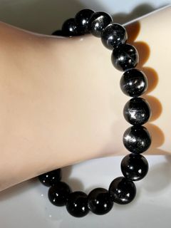 (Category: ) located in . Submitted by cheerday888 (Listing ID 1384154296, Image 1). Description: .