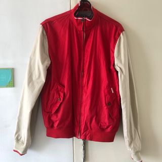 (Kategori: ) berada di . Dikirim oleh otwtuku (ID iklan 1384093684, Gambar 1). Deskripsi: .