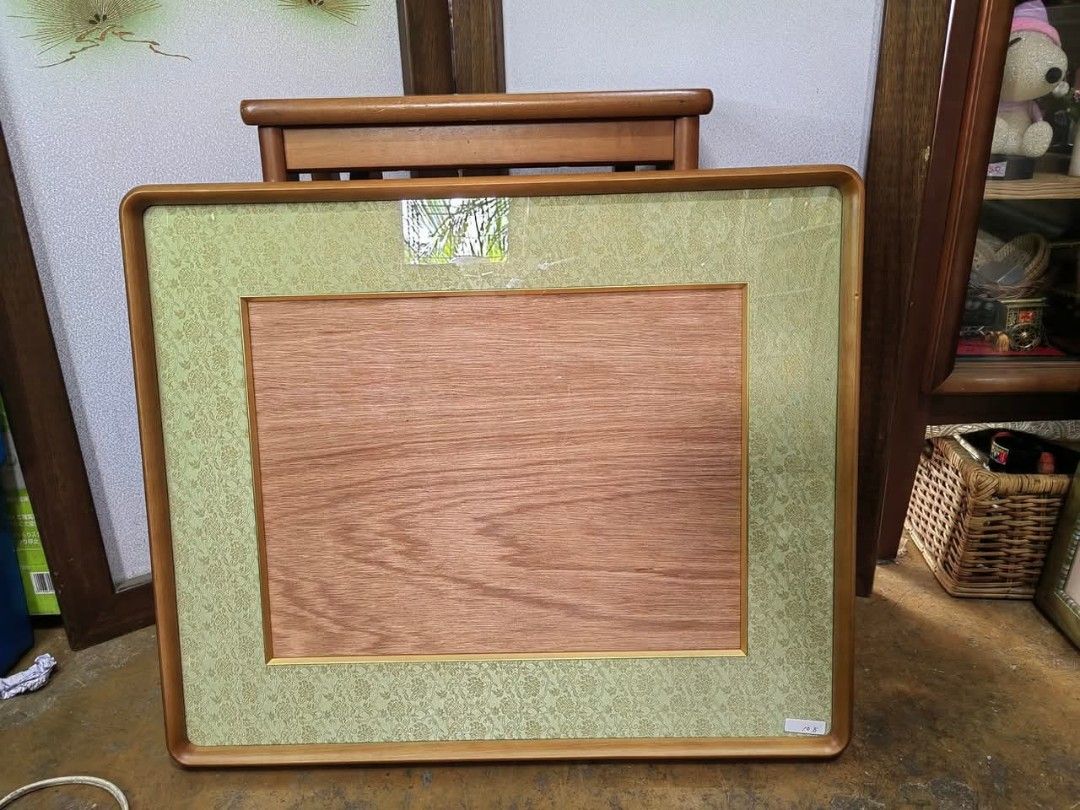 Blank Wood Frame (Category: Frames & Pictures) located in Cebu City. Submitted by dudes_villanueva (Listing ID 1384181626, Image 1). Description: Blank Wood Frame 📌Solid Wood Frame with Clear Acrylic Cover 📌Excellent Condition 📌Brand New 📐Measurement: Frame Size- 25.75x21.5 inches Display Size - 17.75x13 inches.