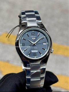 (Category: ) located in . Submitted by hour_boutique (Listing ID 1384099702, Image 1). Description: .