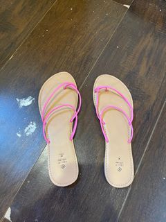(Category: ) located in . Submitted by celineyuch (Listing ID 1384132689, Image 1). Description: .